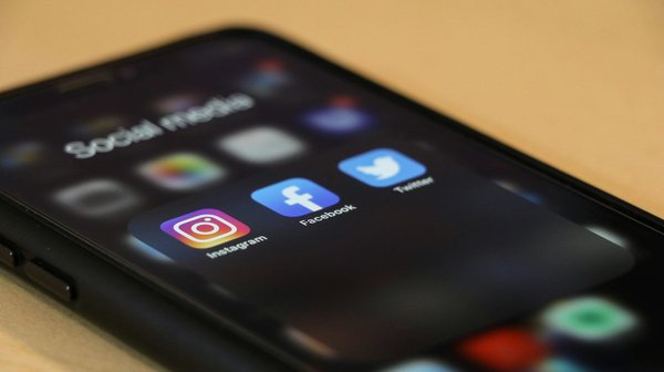 Les meilleures pratiques pour améliorer sa présence sur les plateformes de médias sociaux